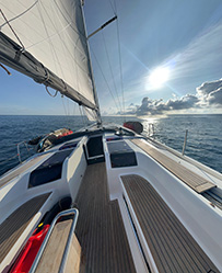 17_ Clean sunny sailing.jpg
