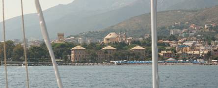 IMG_1294trim_1.jpg