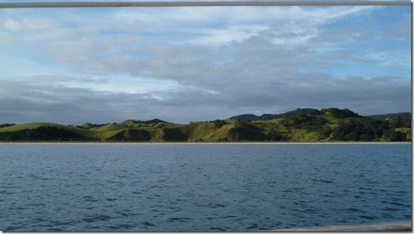 m_Whangaruru beach