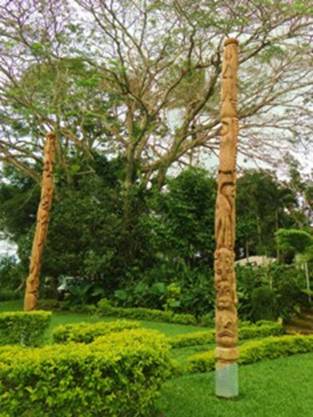 Koitaki Plantation Totems.jpg