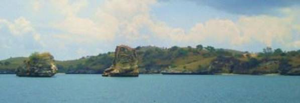 DSC06737 sail rocks.jpg