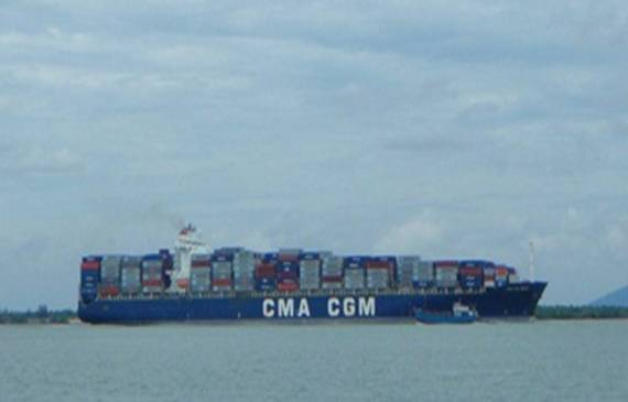 PA240141 LLttle and Large.JPG