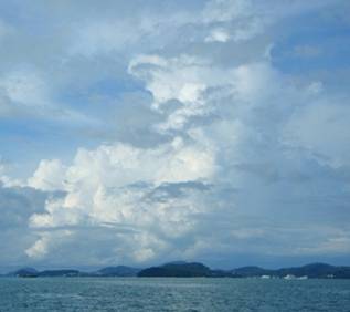 PB220750 Cummulus over Rawai.JPG
