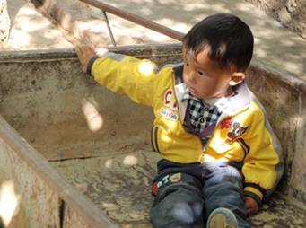 Description: Description: P4160717.JPG