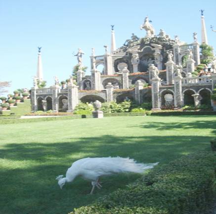 DSC04239 Borromeo Gardens R.jpg