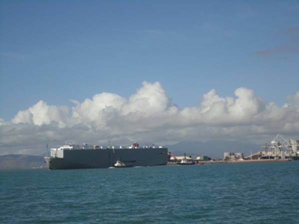 Cargo exiting Townsville.jpg