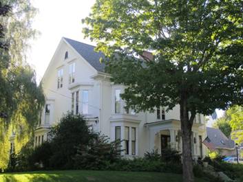 m_Thomaston Mansion 2.jpg
